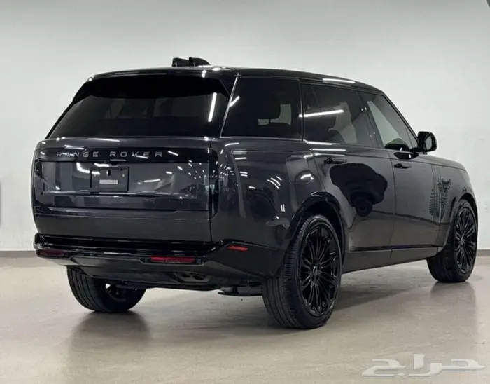 رنج روفر 2024 P530 لقطة 9