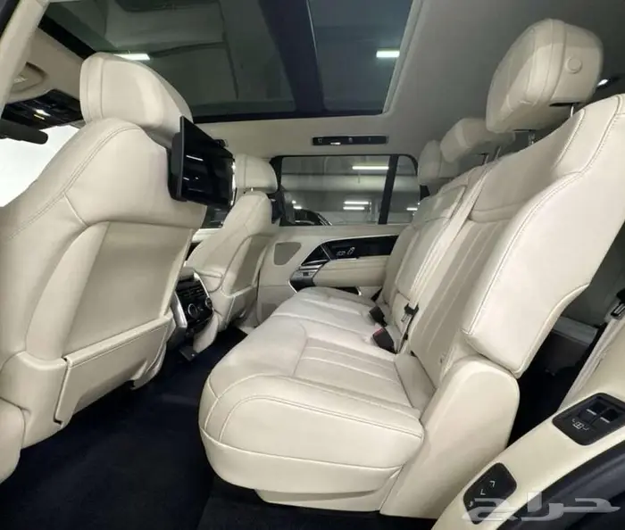 رنج روفر 2024 P530 لقطة 1