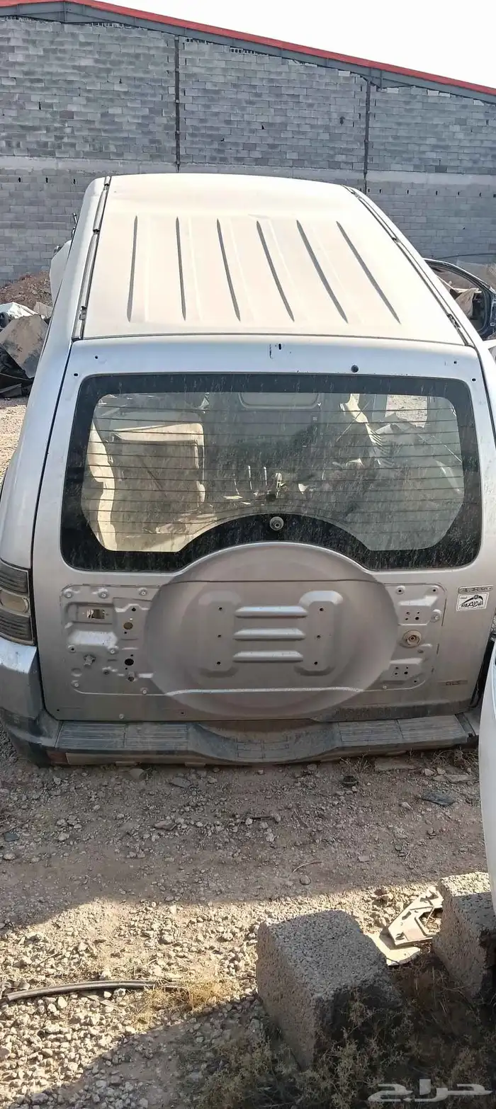 تشليح سياره قطع كامله ميتسوبيشي باجيرو 0