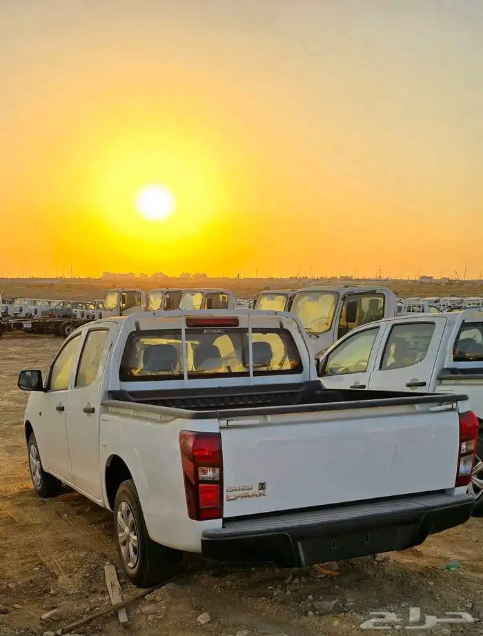 ايسوزو ديماكس غمارتين 2026 استاندر 7