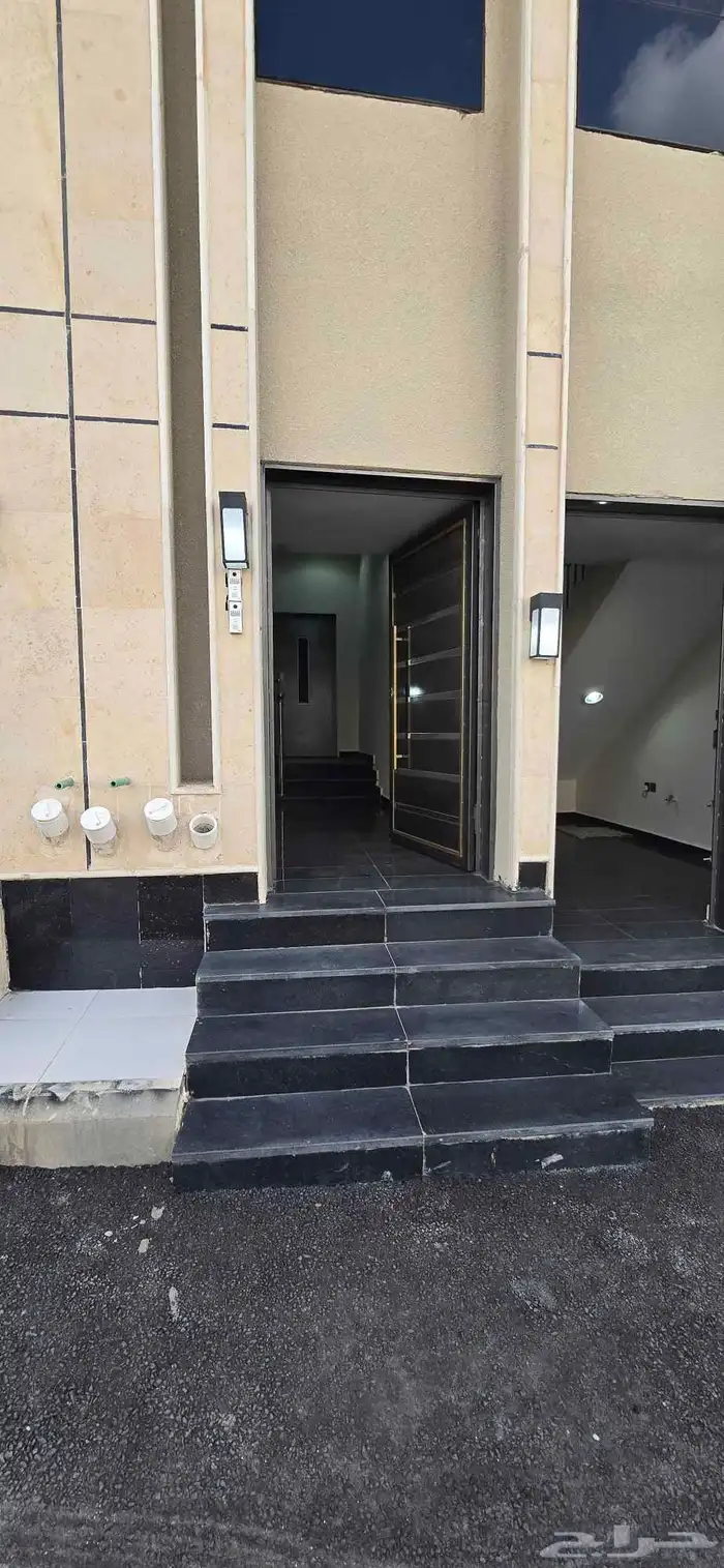 للبيع شقق ارضيه وعلويه ابها المحاله 18