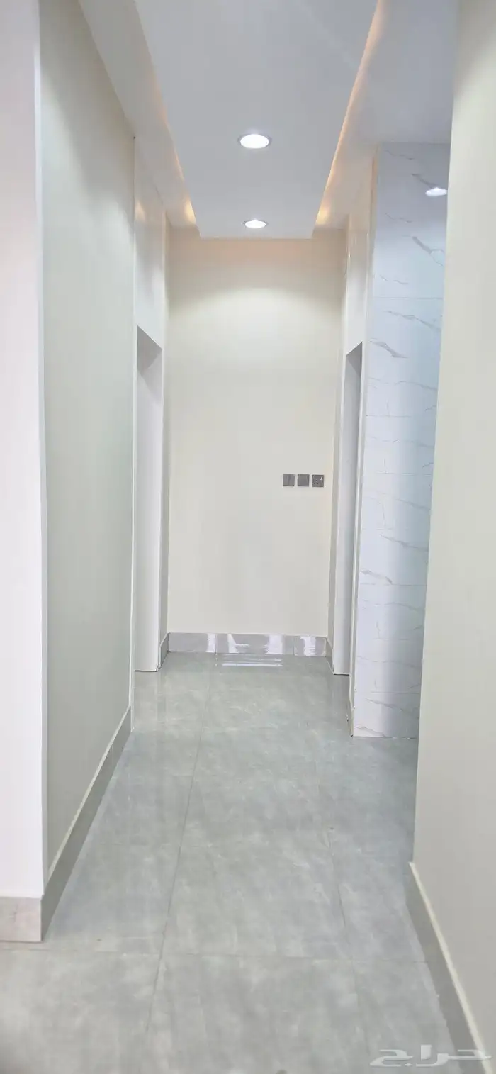 للبيع شقق ارضيه وعلويه ابها المحاله 1