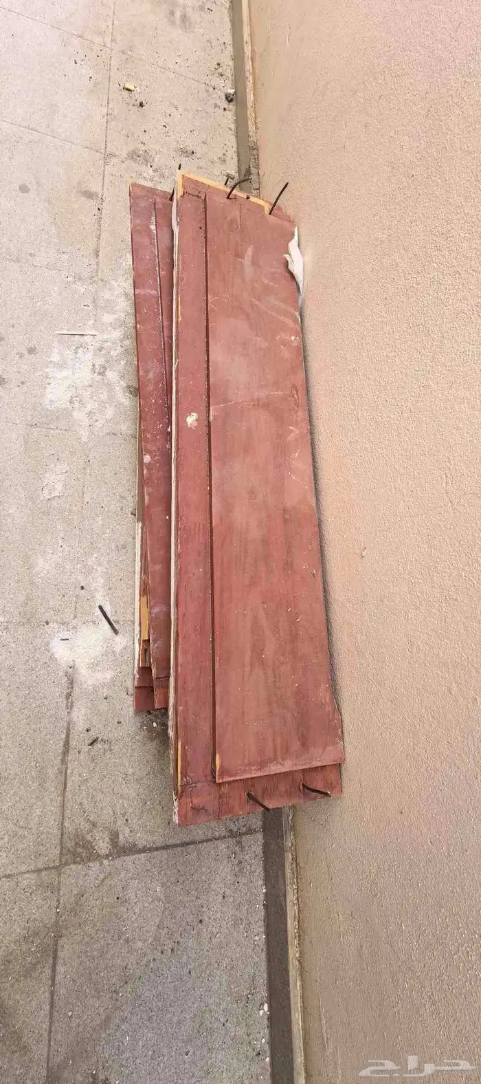 حلوق خشب للبيع 1