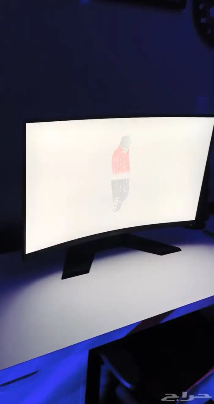شاشة العاب 4k native للسوني 5 0