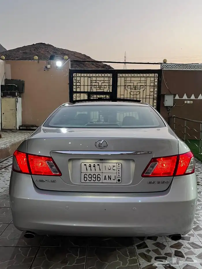 لكزس 5