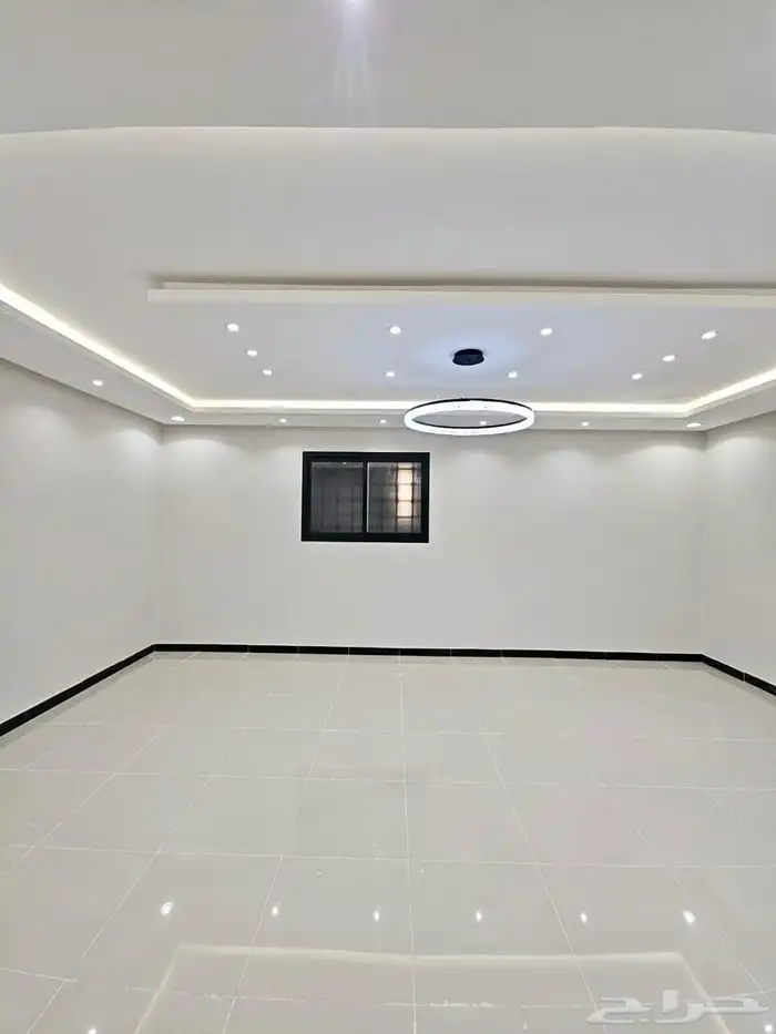 دور أرضي للبيع في الرياض حي الجنادرية. 1