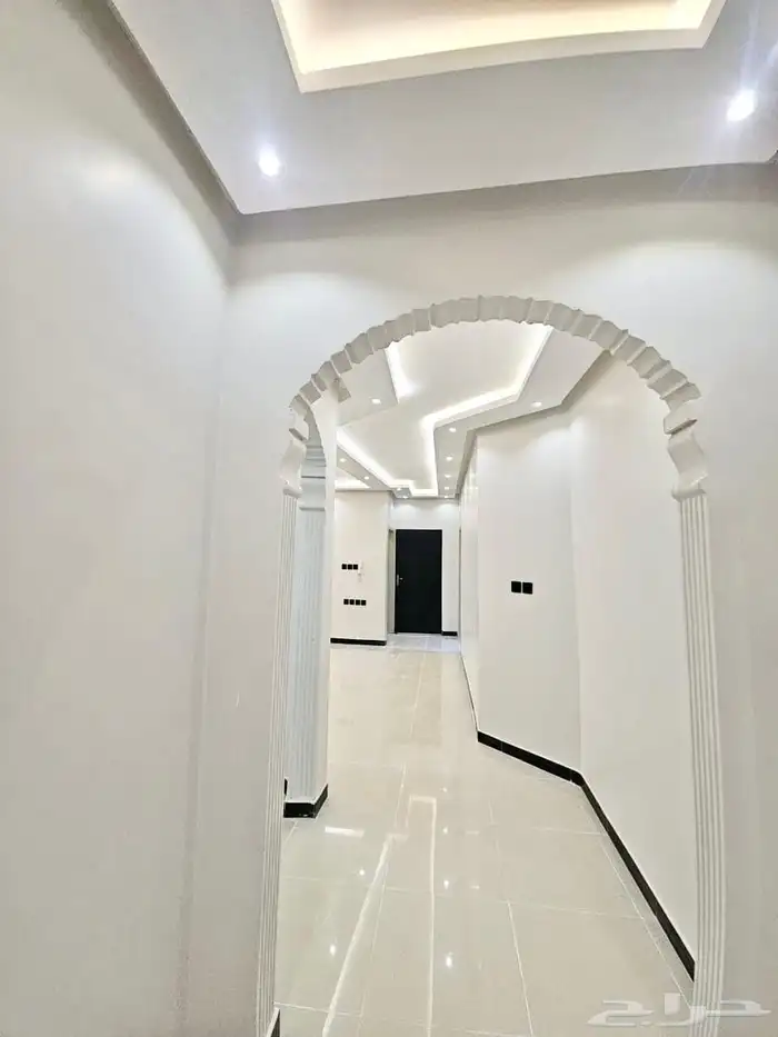 دور أرضي للبيع في الرياض حي الجنادرية. 3