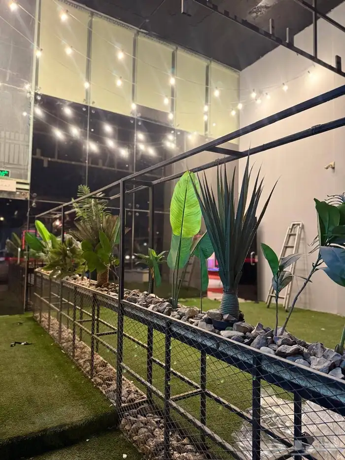 تظليل عازل حراري لوجهات المحلات والكافيهات 0