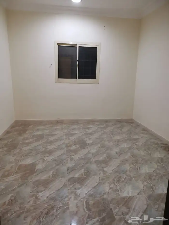 شقق للإيجار المجمعة حي الملك عبدالله عوائل عدد 7شقق 13