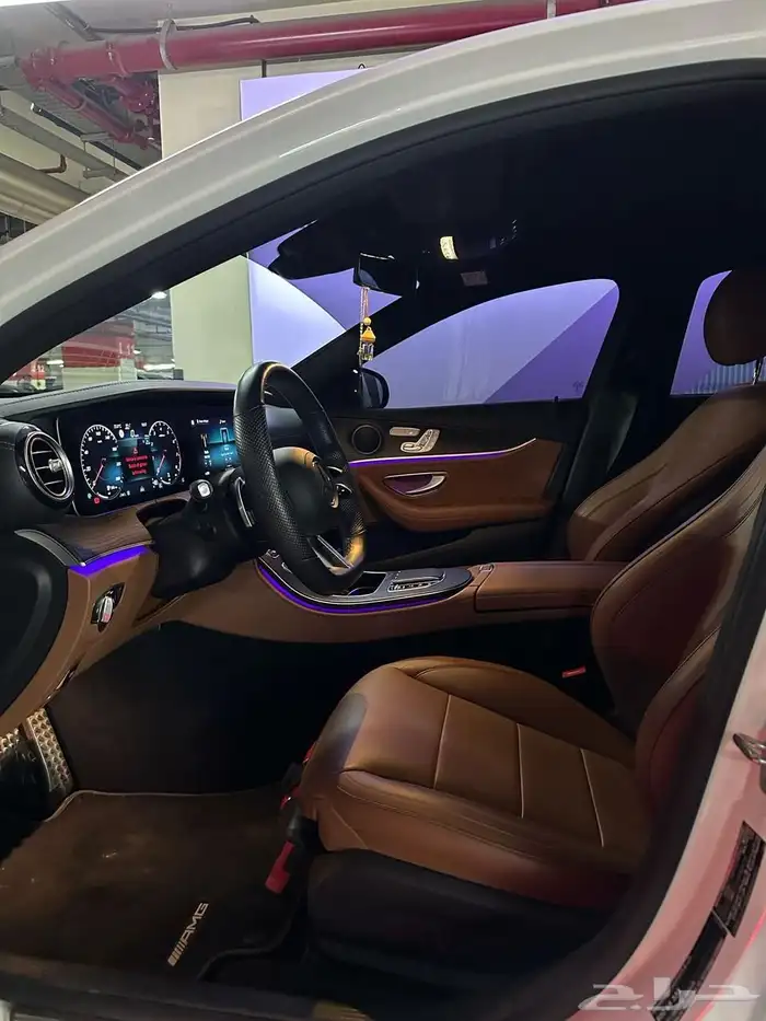 مرسيدس E300 موديل 2022 خليجي موجودة بدبي 4