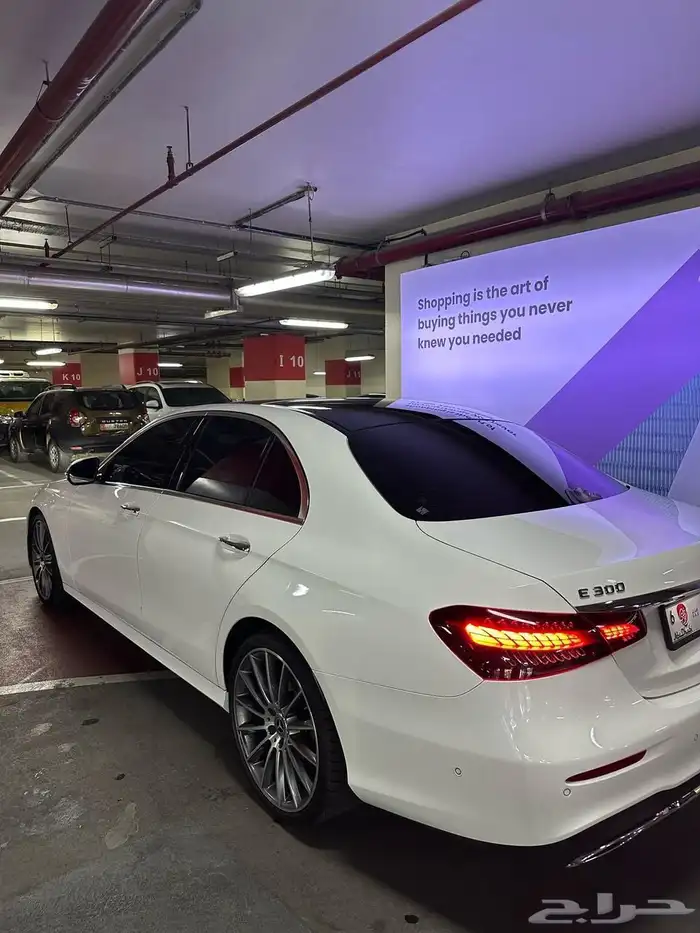 مرسيدس E300 موديل 2022 خليجي موجودة بدبي 6