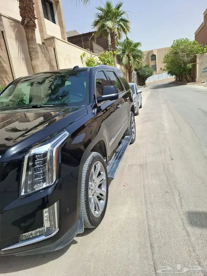 الفخامة الامريكية كاديلاك اسكاليد 2017 بريميوم 1