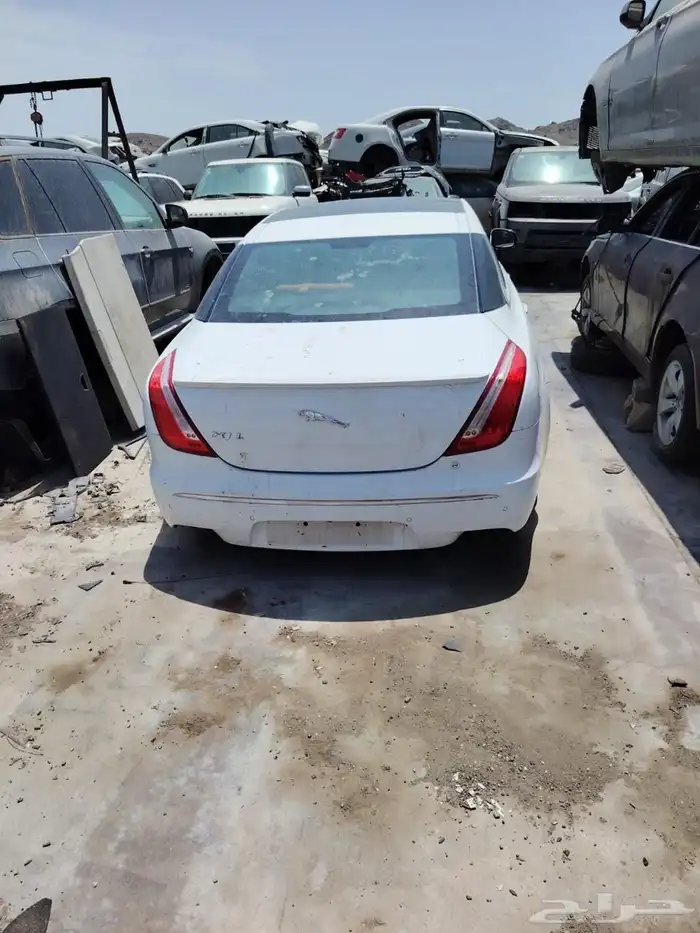متوفر قطع جاكوار XJ موديل 2012 1