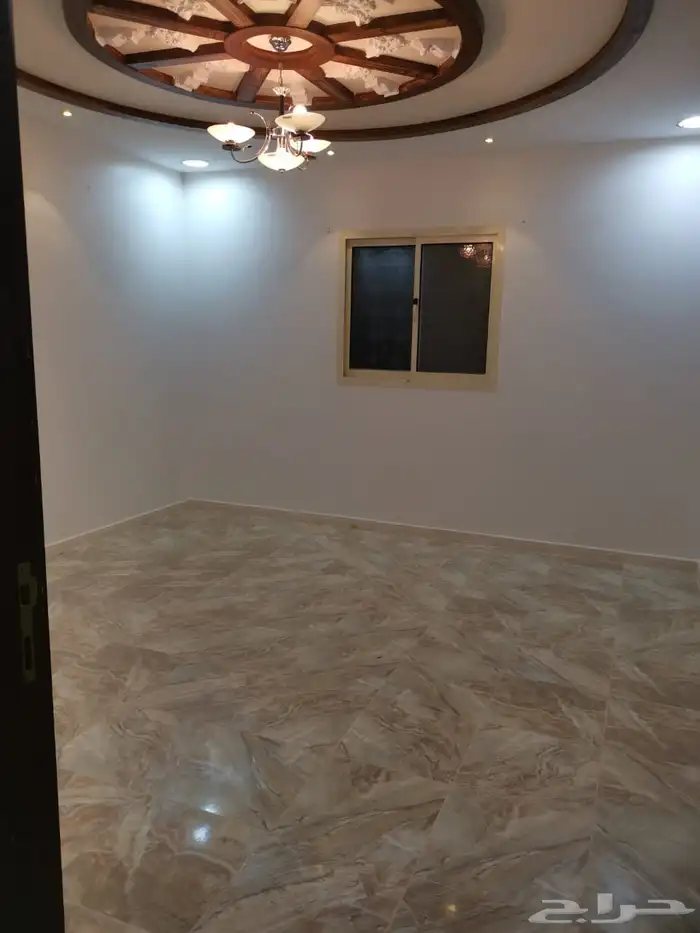 شقق للإيجار المجمعة حي الملك عبدالله عوائل عدد 7شقق 0