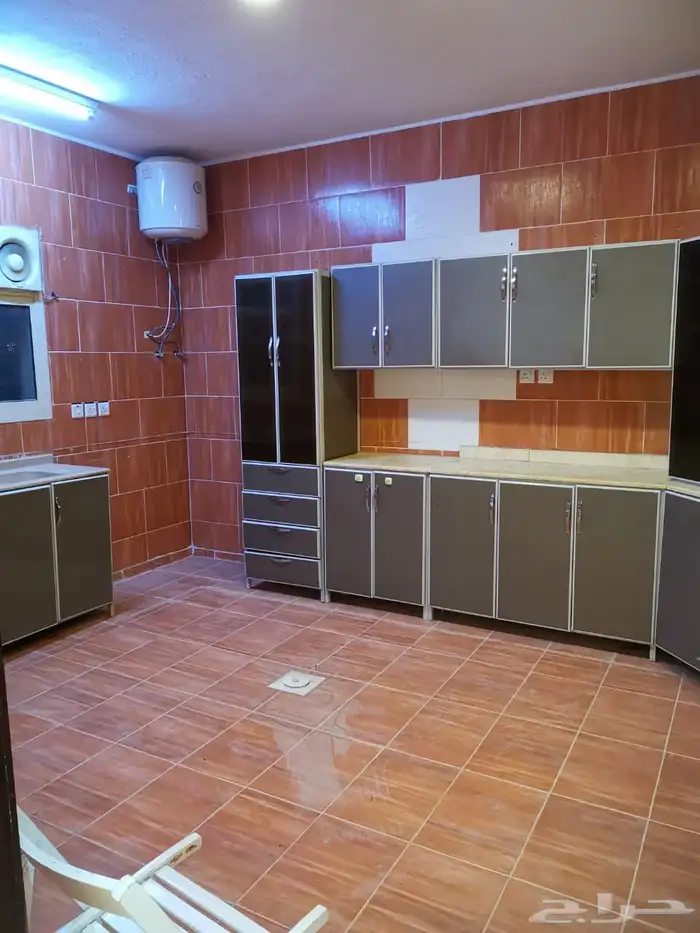 شقق للإيجار المجمعة حي الملك عبدالله عوائل عدد 7شقق 3