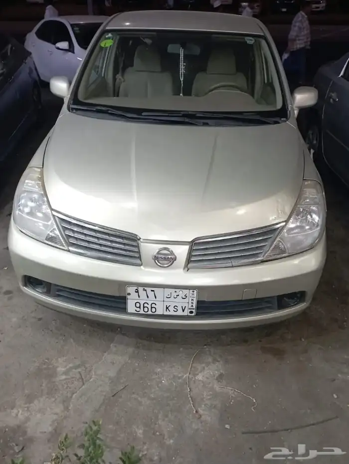 Nissan TIIDA 0