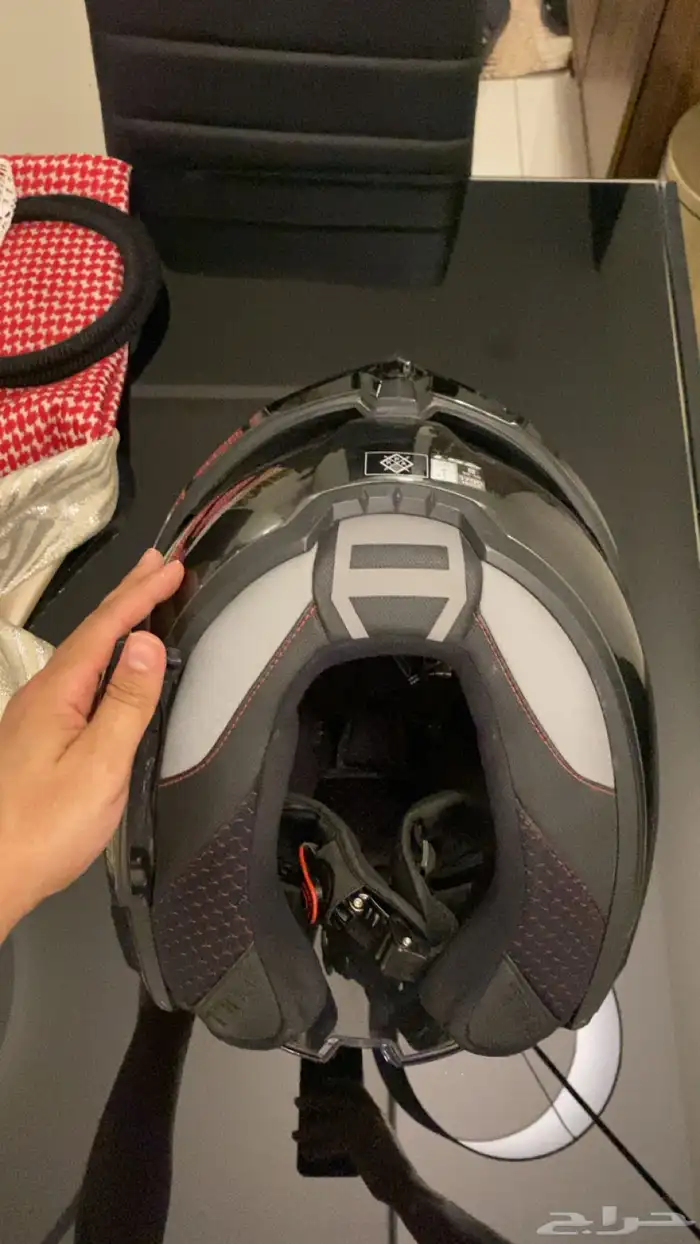 خوذه ls2 مودلر اللون اسود كذاب لمعه 6