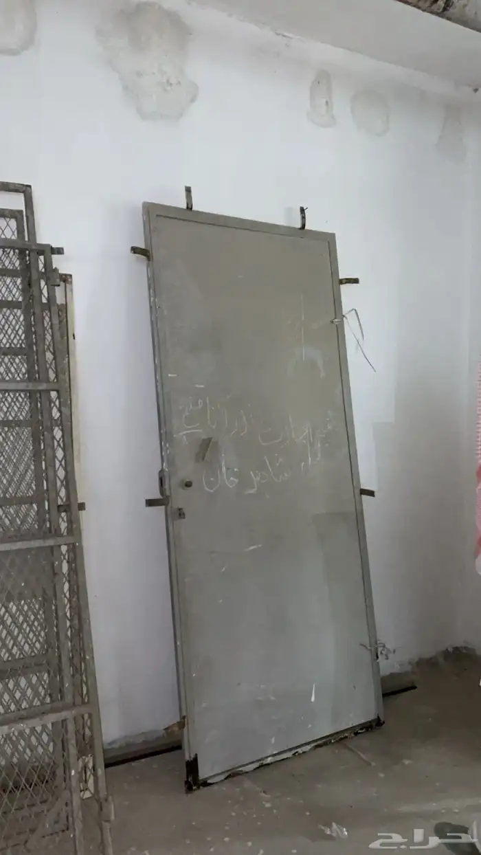 باب عماره للبيع 2