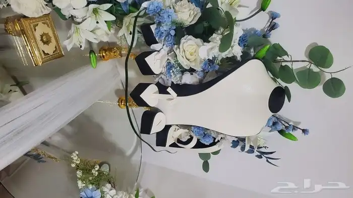 عربية شبكة منسقة بالورد الصناعي مع حامل الطقم للبيع 2