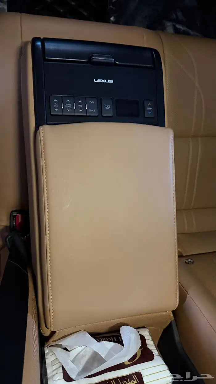 لكزس ES 300 هايبرد 18