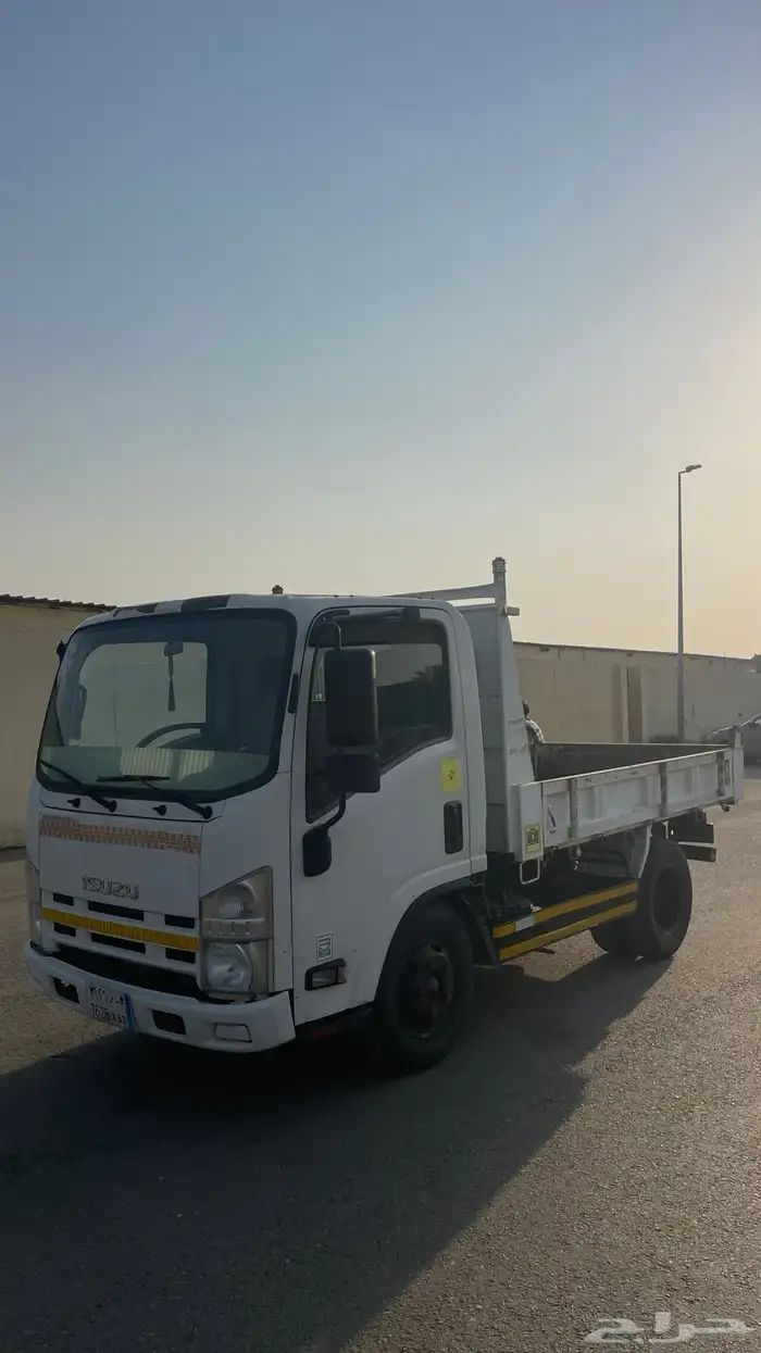 للبيع قلاب اسيزو 0