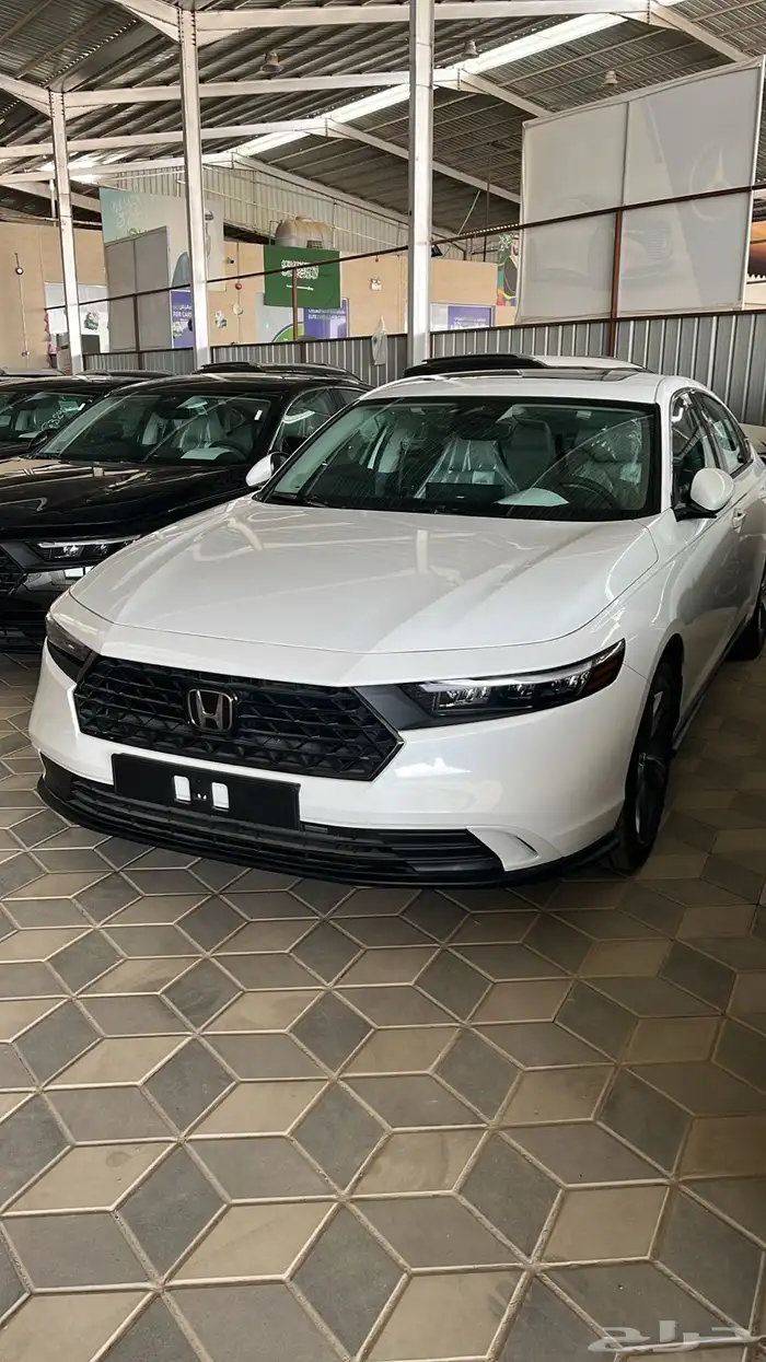 هوندا اكورد 2025. EX 7