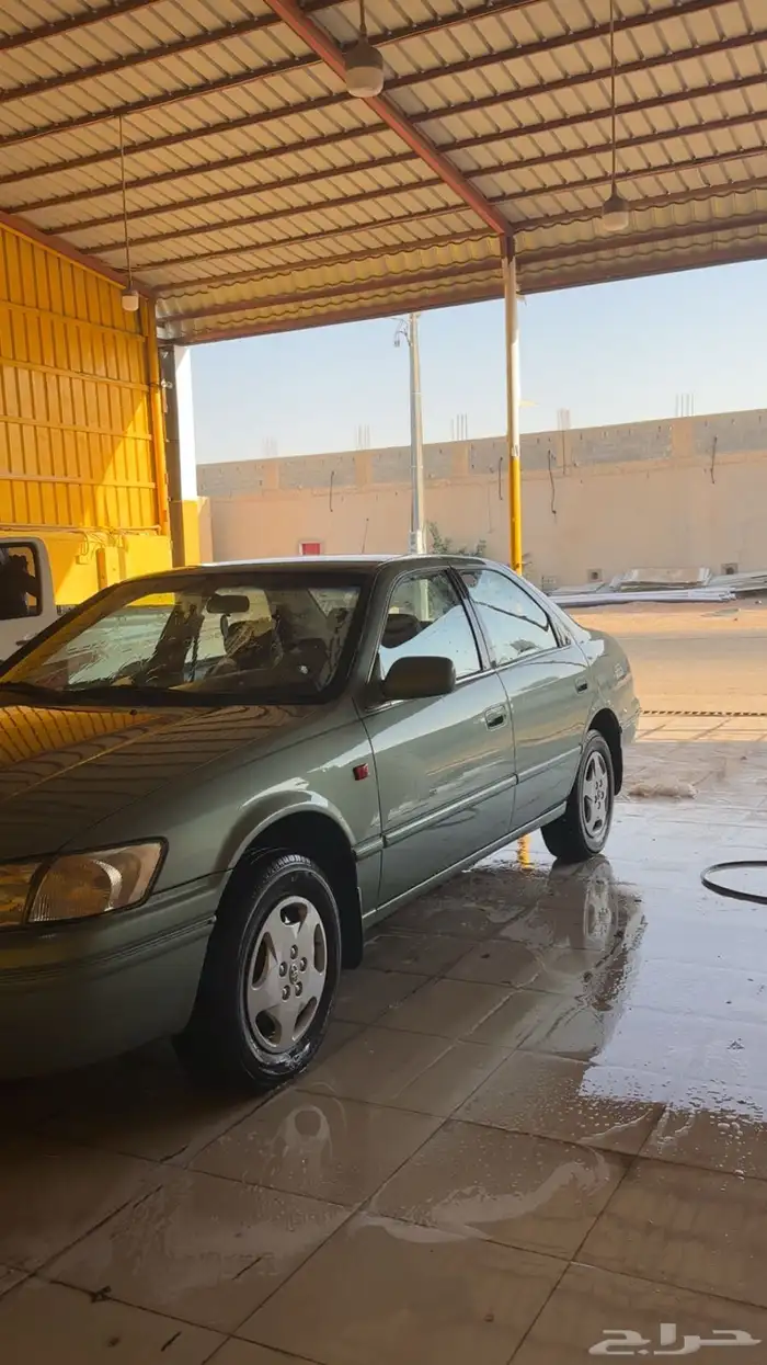 للبيع كامري 2000 1