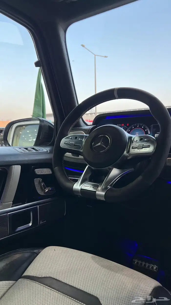 جي كلاس - 2019 - G63 - فل كامل 24