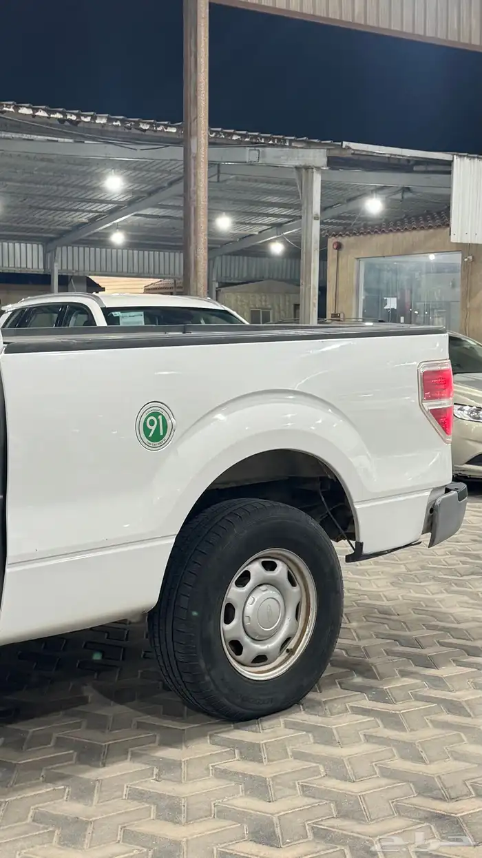 فورد F150 ثمانيه سلندر بدون دبل 4