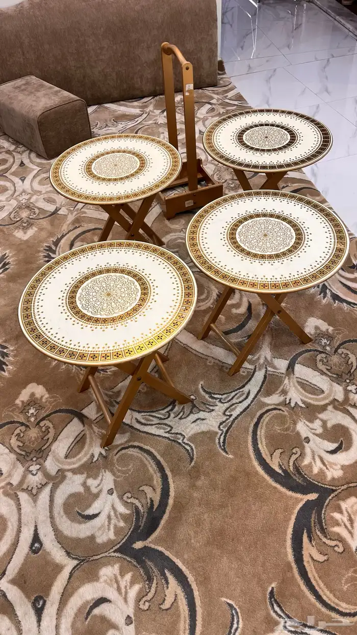 طاولة خدمة 0