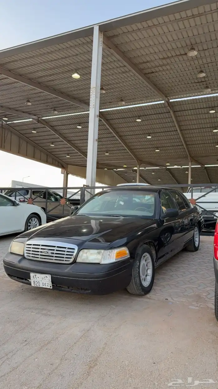 فورد كراون فكتوريا 0