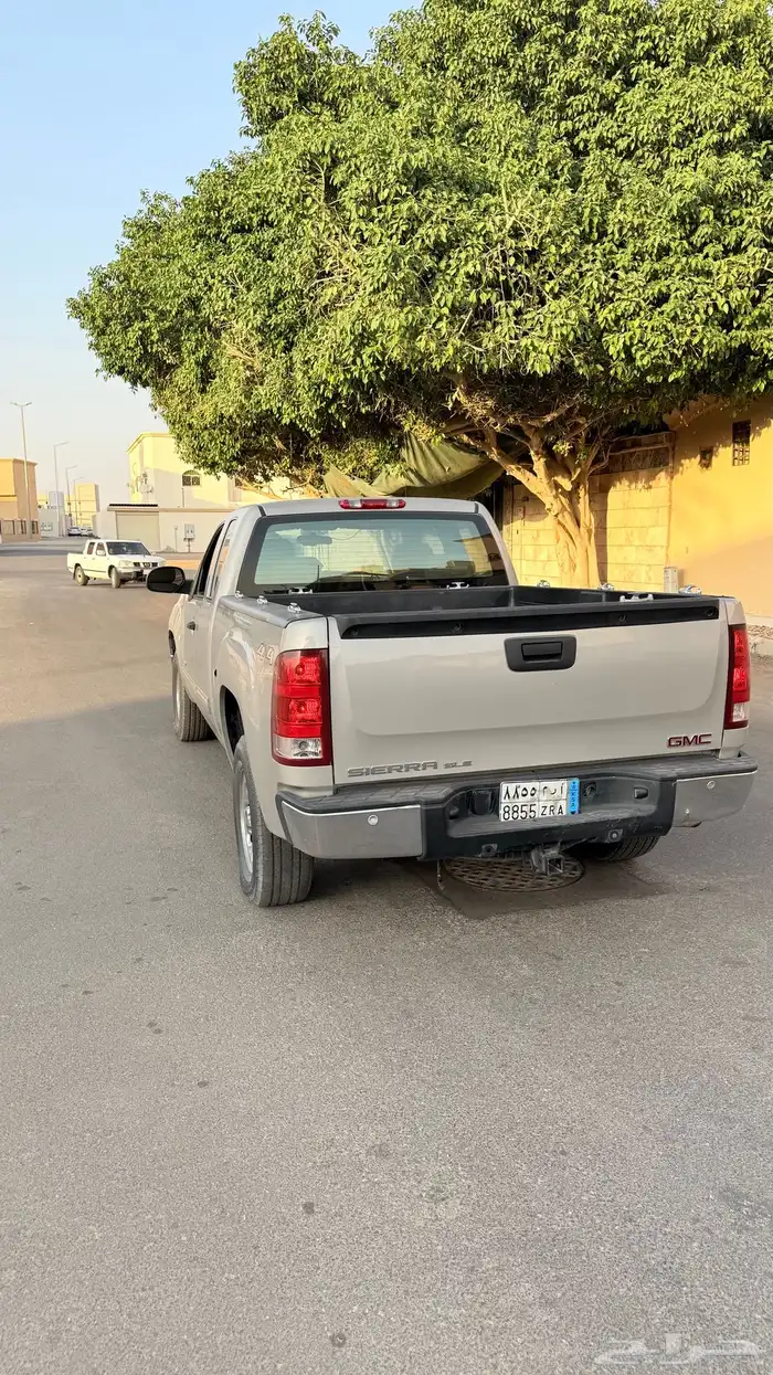 جي ام سي سيرا 2009 دبل   نظيفة على الشرط 1