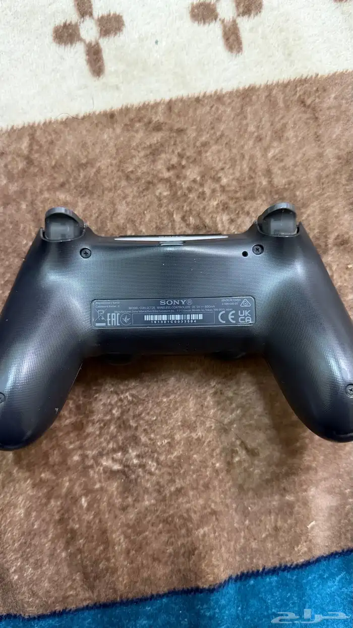 يد اصليةPS4 سماعةاصلية كاميرةPS4اصلية 7