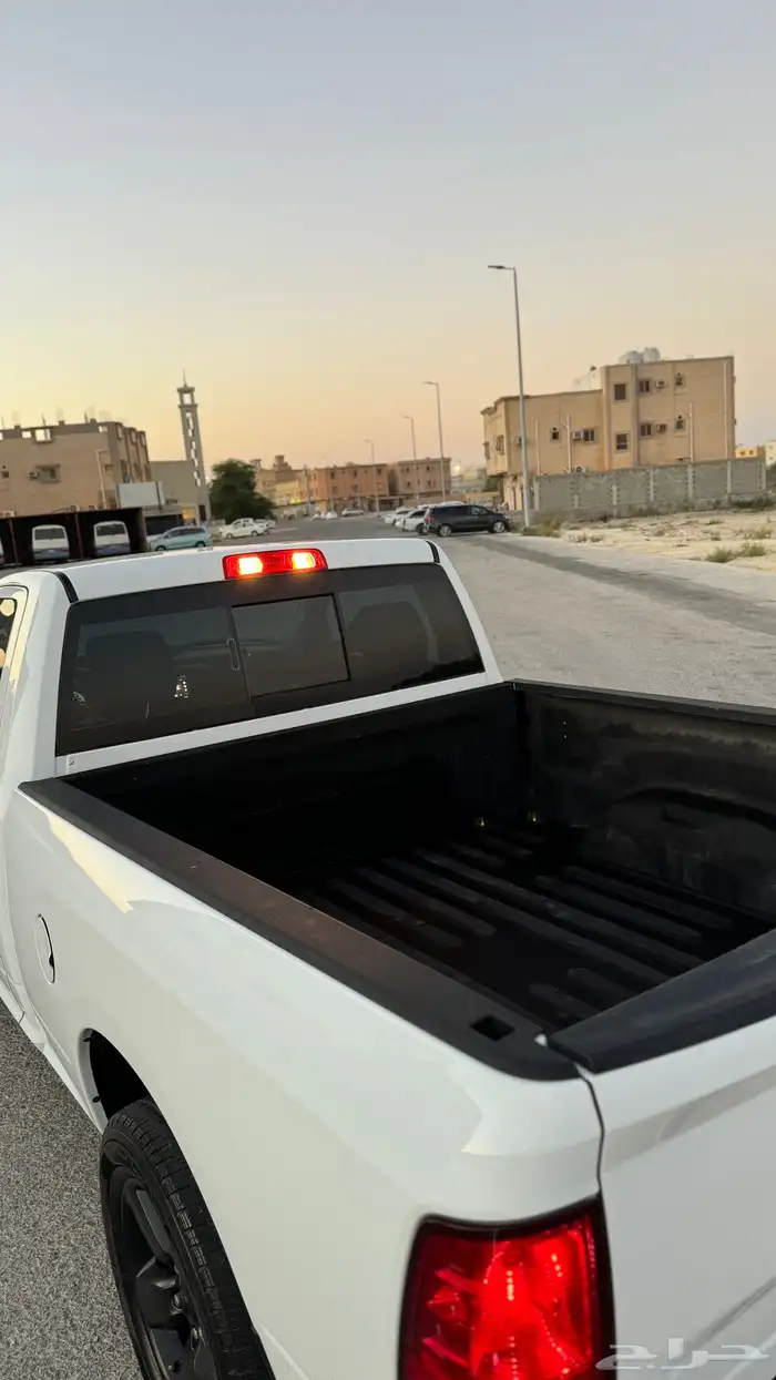رام 1500 كلاسيك غمارة 2022 مواصفات نادرة 10