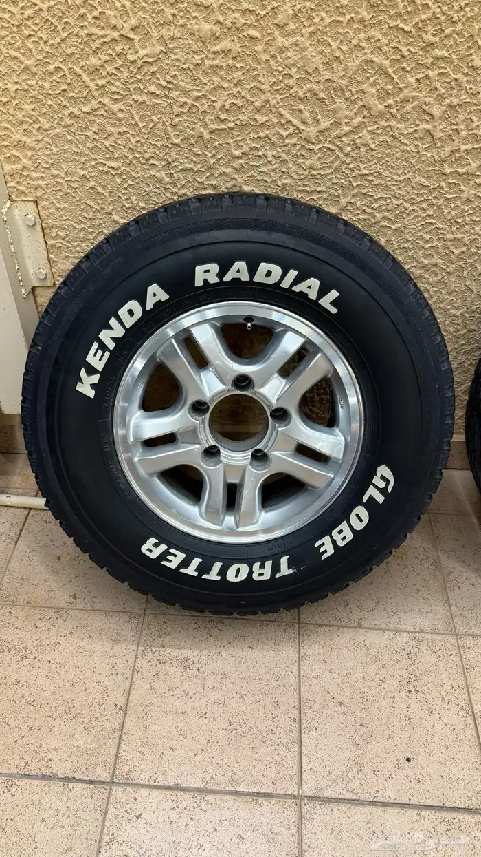 للبيع كفرات كندا وجنوط لكزس 16 0