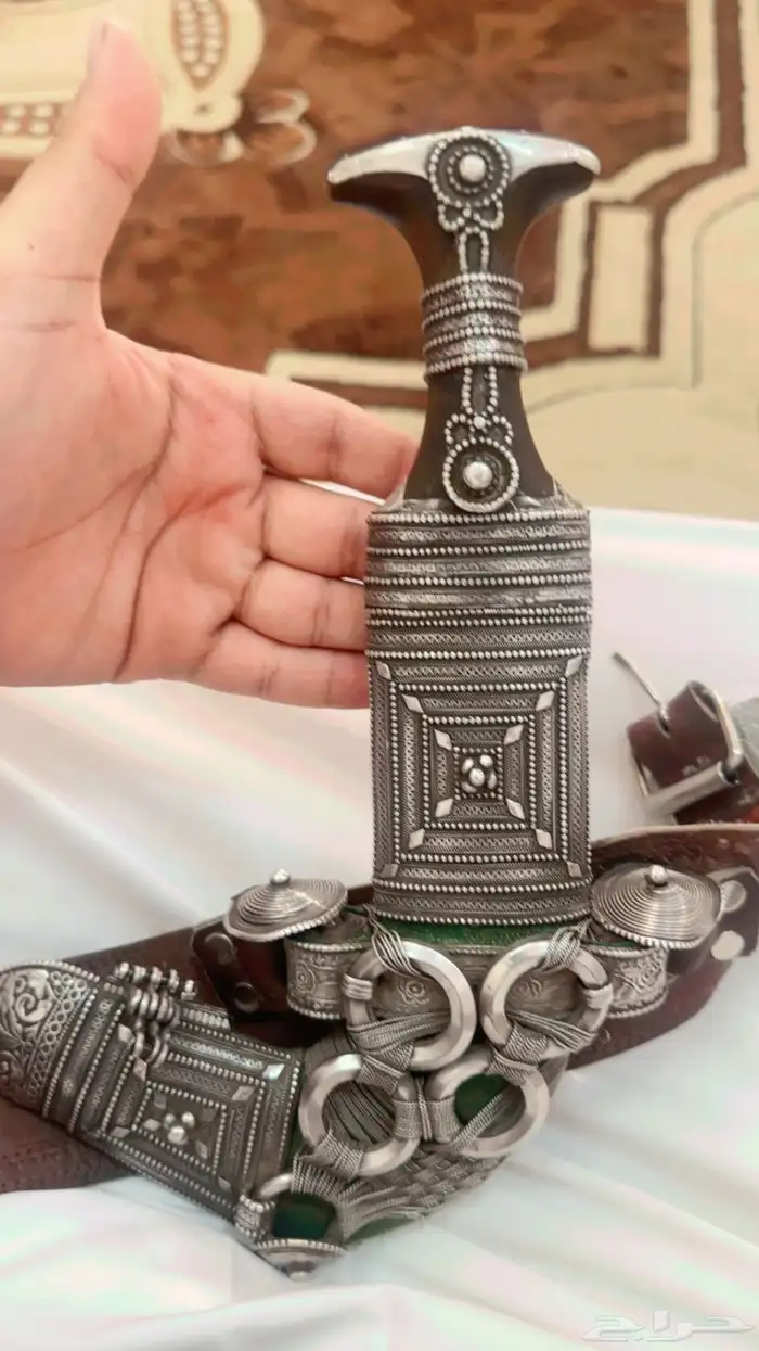 خنجر او جنبيه زراف قديم 1