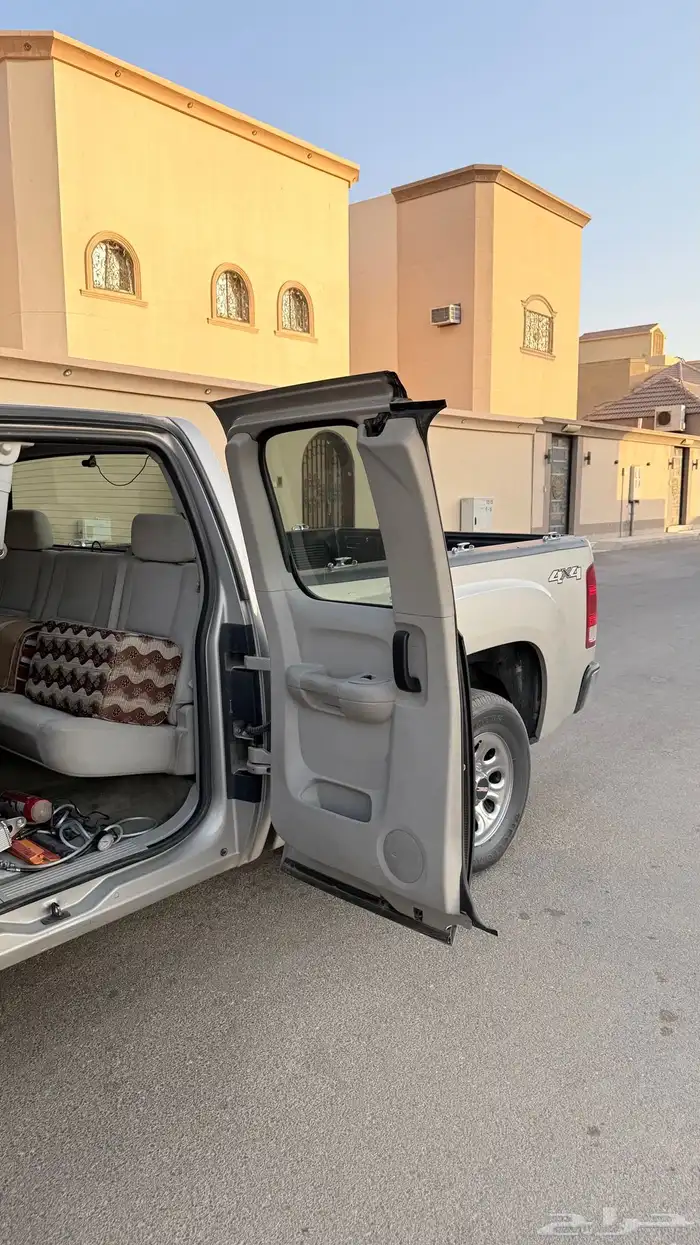 جي ام سي سيرا 2009 دبل   نظيفة على الشرط 8