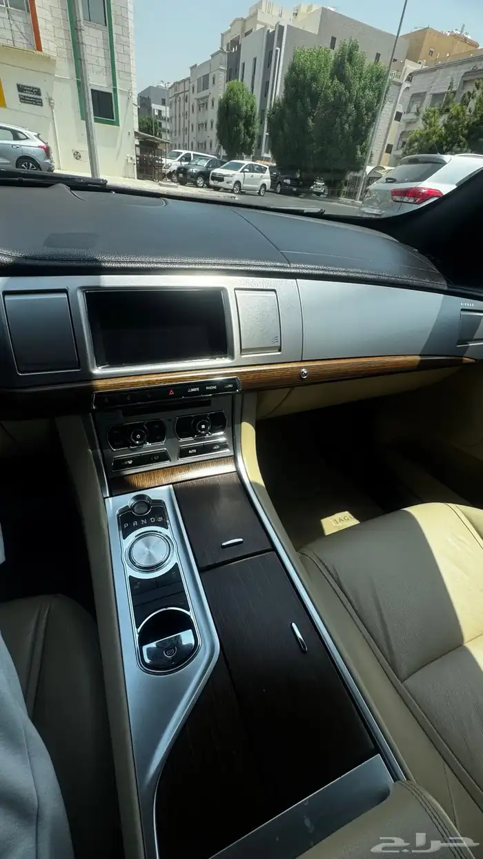 Jaguar 2014 model 22