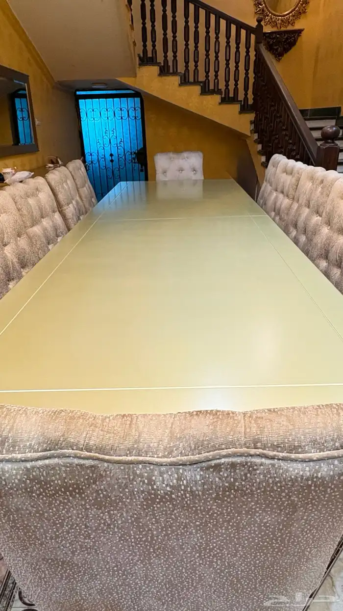 طاولة طعام 1