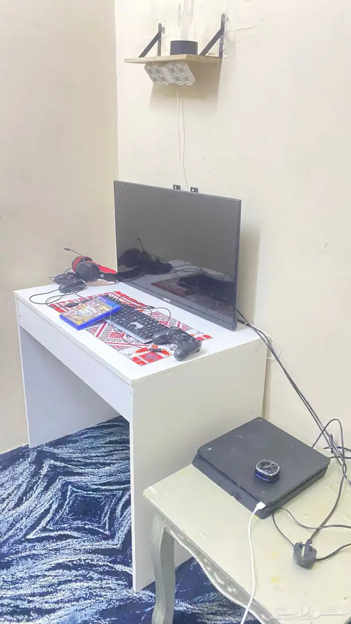 للبيع سوني فور سليم 6