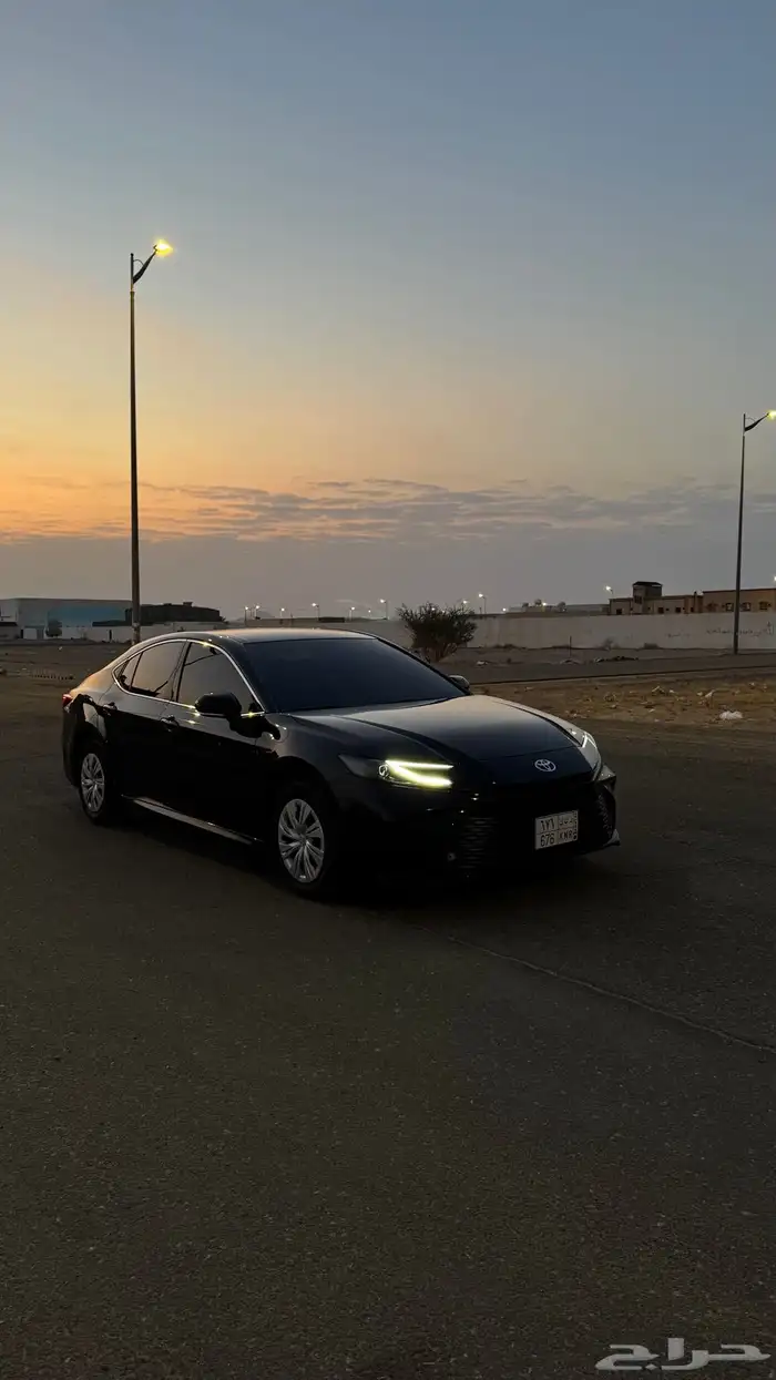 للتنازل كامري 2025 E 1