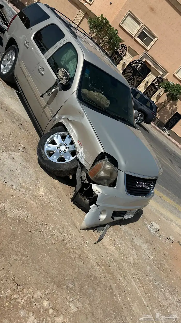 جمس يوكن - حادث بسيط رفرف وصدام 4