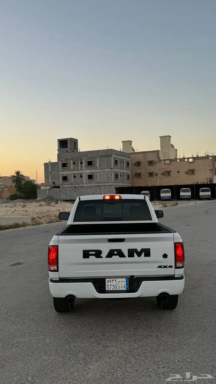رام 1500 كلاسيك غمارة 2022 مواصفات نادرة 27