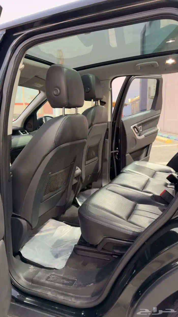 Low Mileage - Land Rover Discovery (Sport) 2015 5