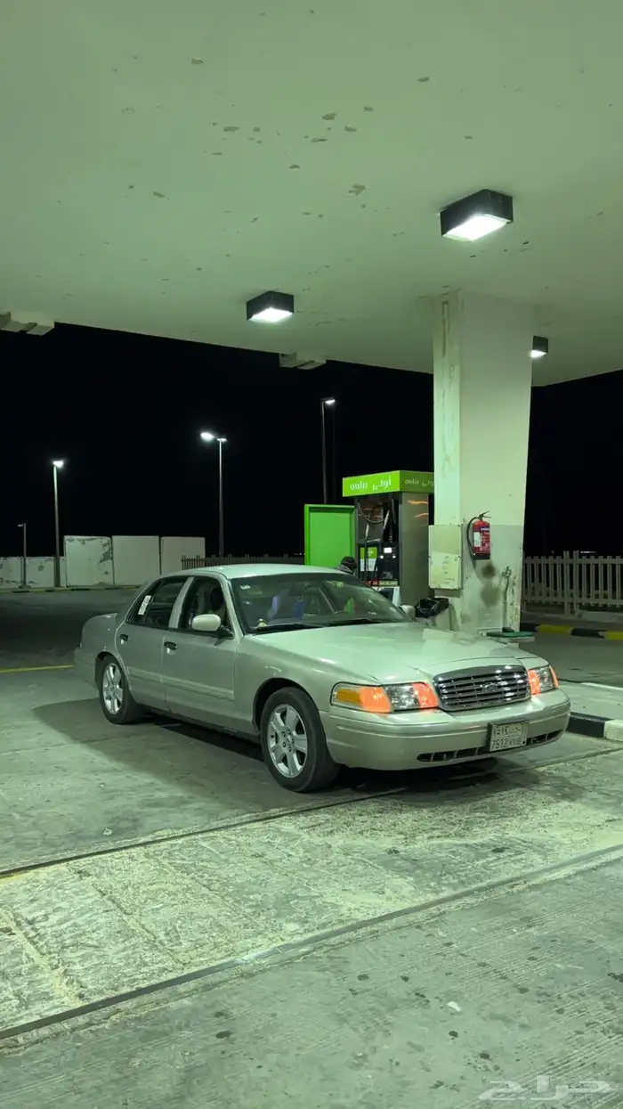 فورد فكتوريا 2011 2