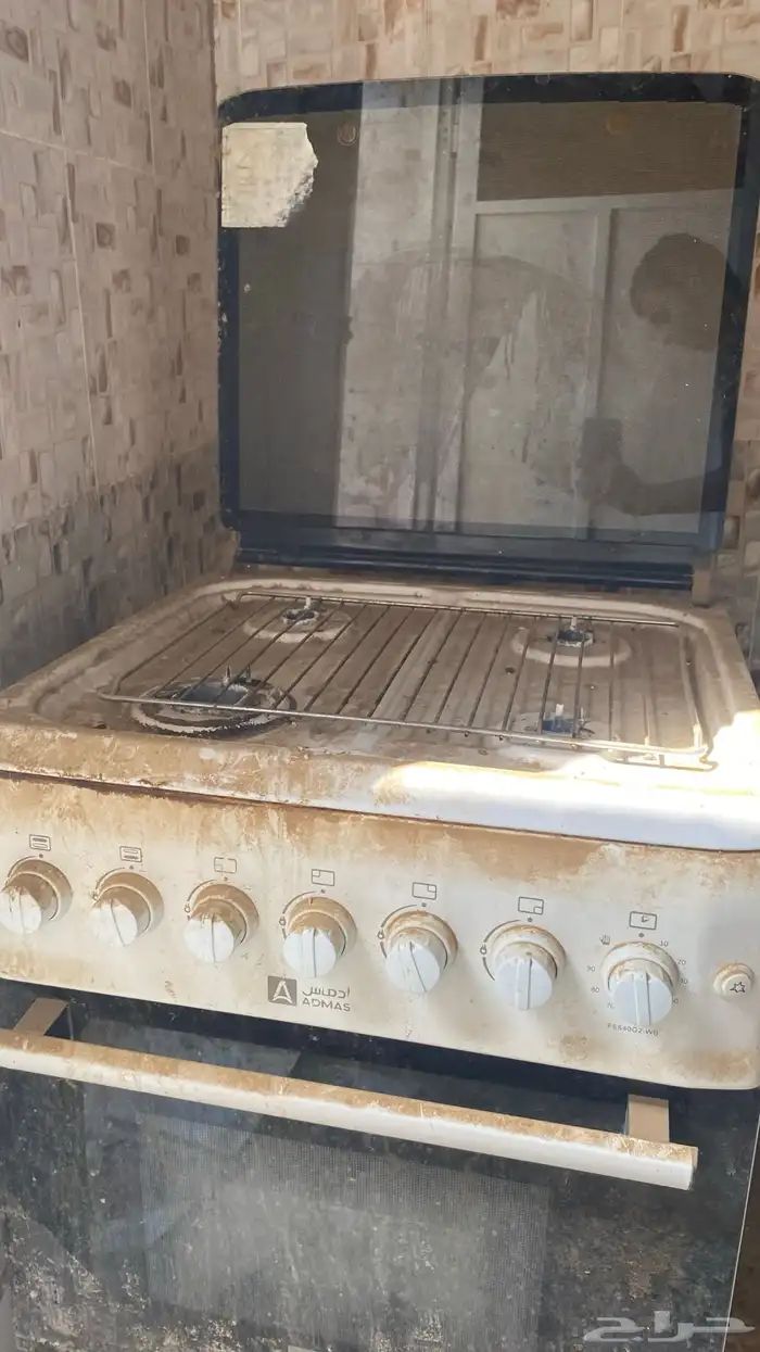 فرن للبيع لايشتكي من شي يحتاج الى تنظيف فقط 3