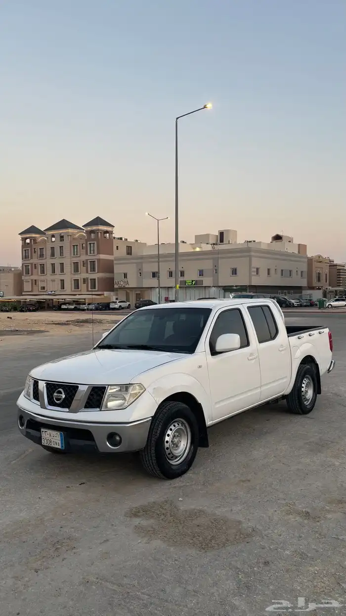 نيسان نافارا 2013 0