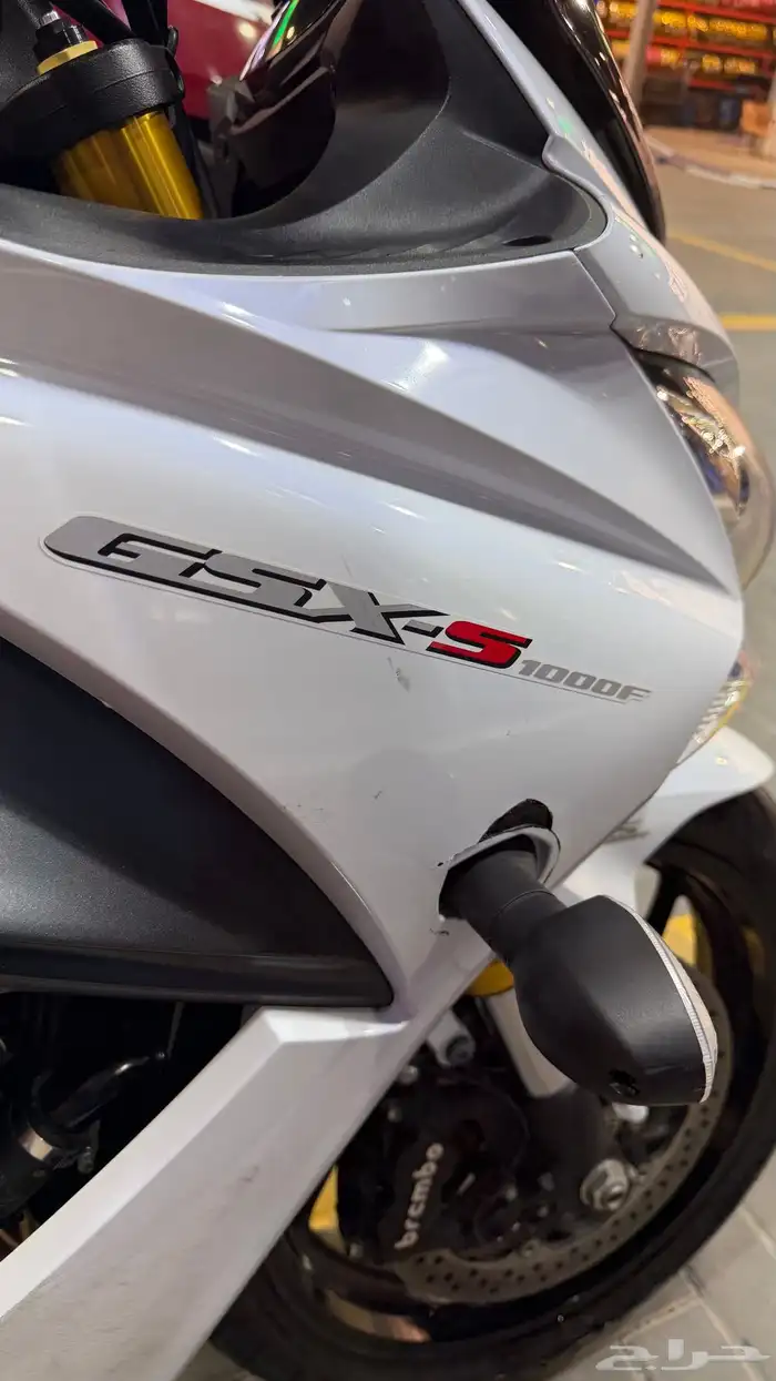 للبيع دباب سوزوكي GSX 1000 F 9