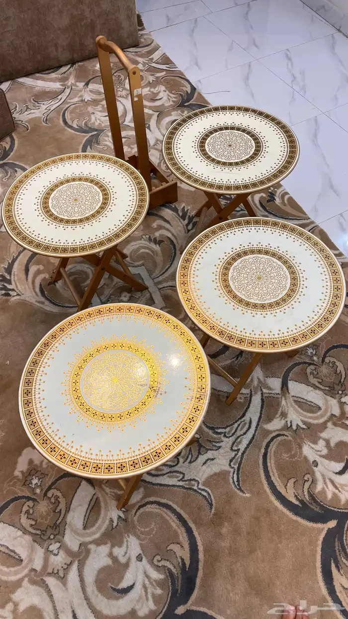 طاولة خدمة 1