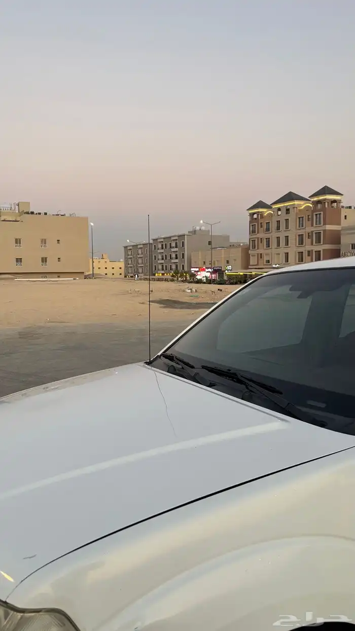 نيسان نافارا 2013 24